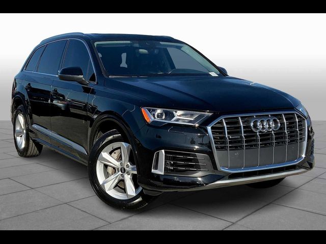 2022 Audi Q7 Premium