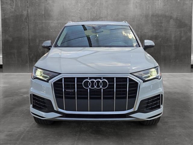 2022 Audi Q7 Premium