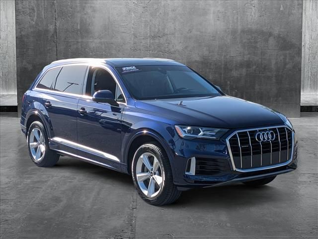 2022 Audi Q7 Premium