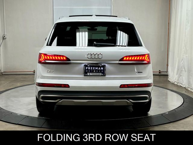 2022 Audi Q7 Premium