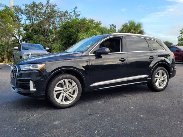 2022 Audi Q7 Premium