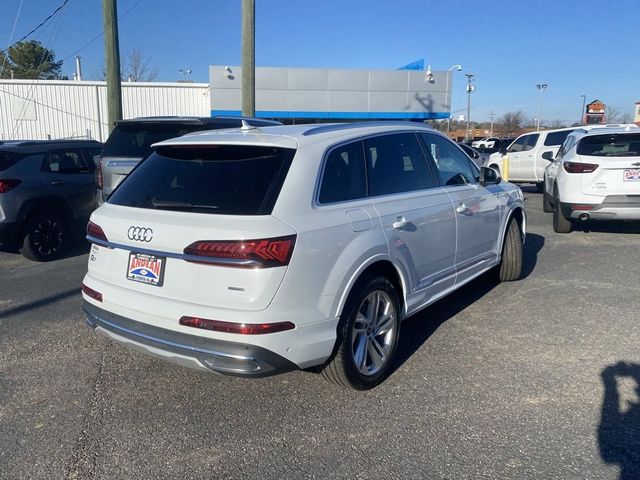 2022 Audi Q7 Premium