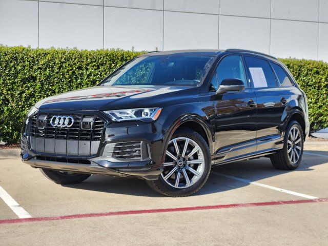 2022 Audi Q7 Premium Plus