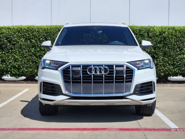 2022 Audi Q7 Premium Plus