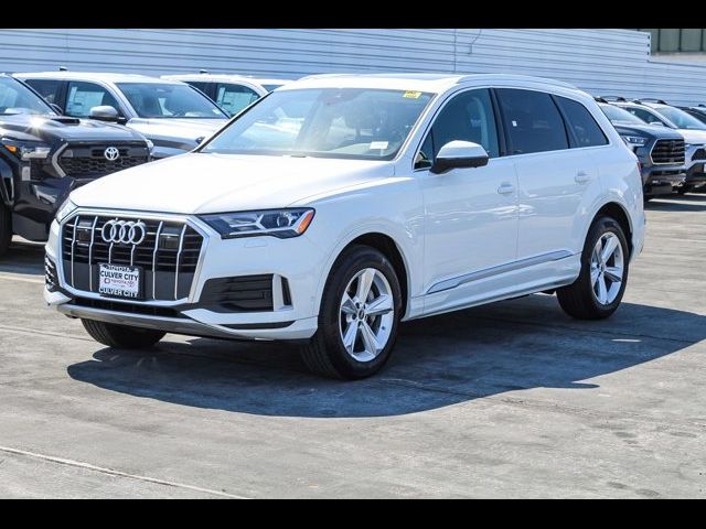 2022 Audi Q7 Premium Plus