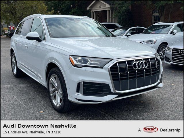 2022 Audi Q7 Premium Plus