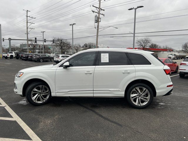 2022 Audi Q7 Premium Plus