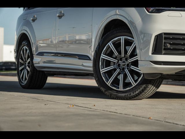 2022 Audi Q7 Premium Plus