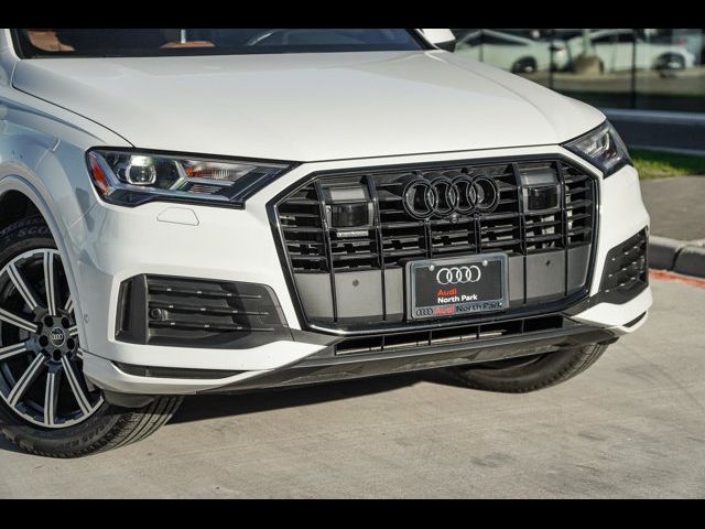 2022 Audi Q7 Premium Plus