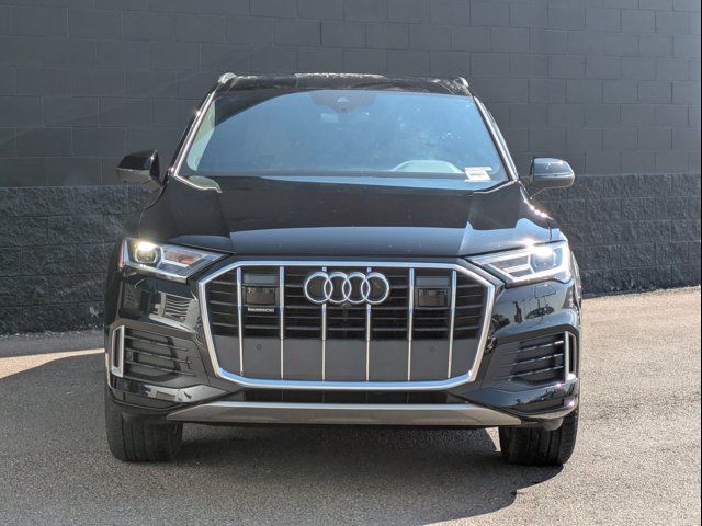 2022 Audi Q7 Premium Plus