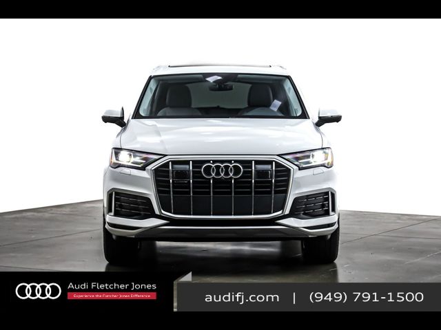 2022 Audi Q7 Premium Plus