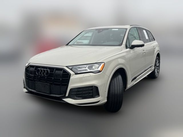 2022 Audi Q7 Premium Plus