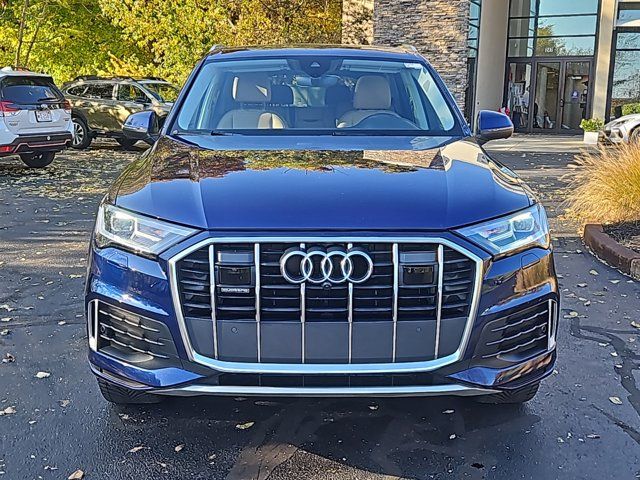 2022 Audi Q7 Premium Plus