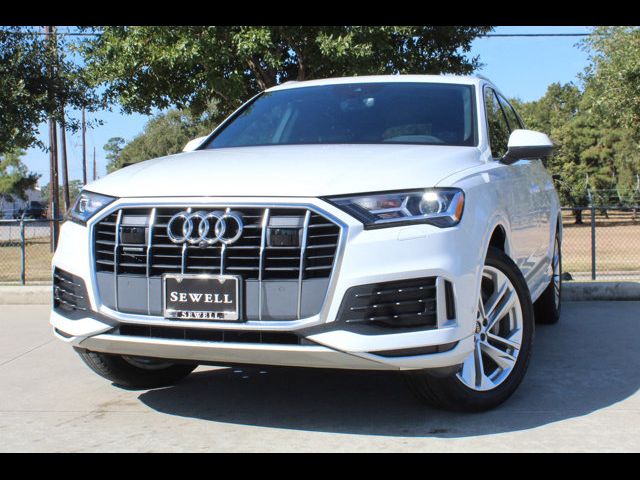 2022 Audi Q7 Premium Plus