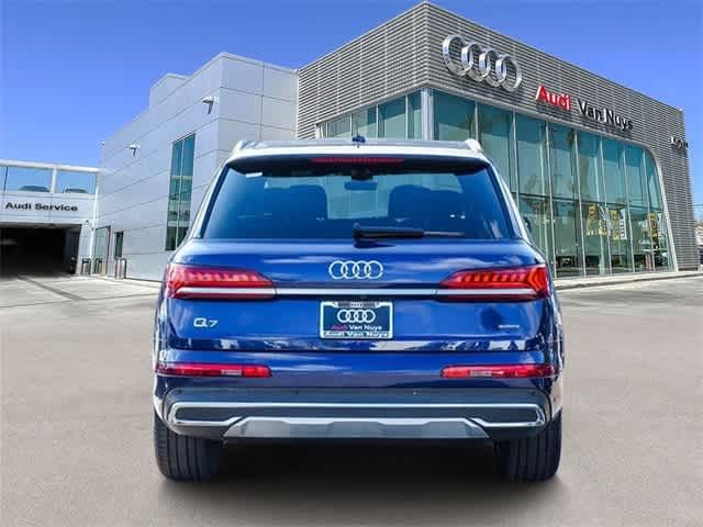 2022 Audi Q7 Premium Plus