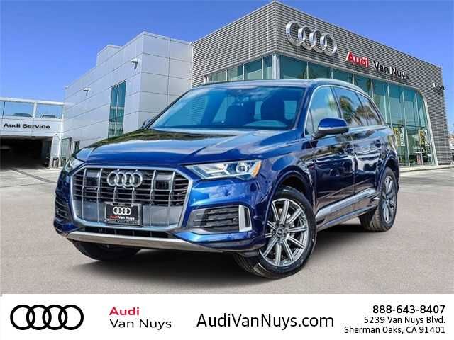 2022 Audi Q7 Premium Plus