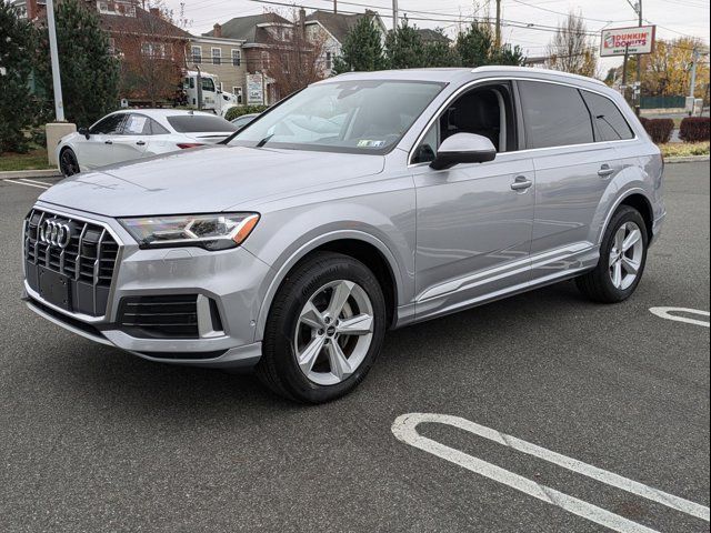 2022 Audi Q7 Premium Plus