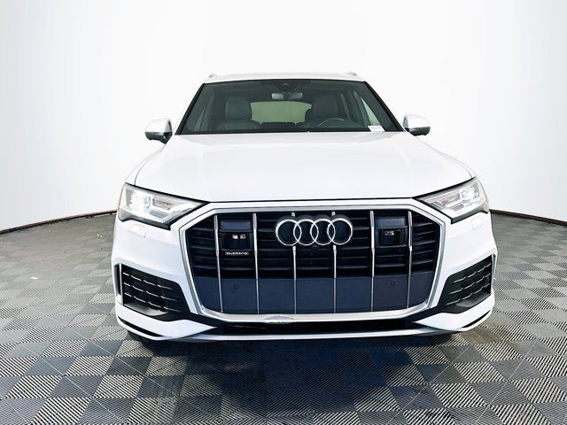 2022 Audi Q7 Premium Plus