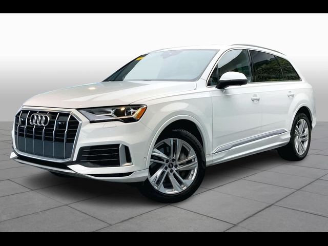 2022 Audi Q7 Premium Plus