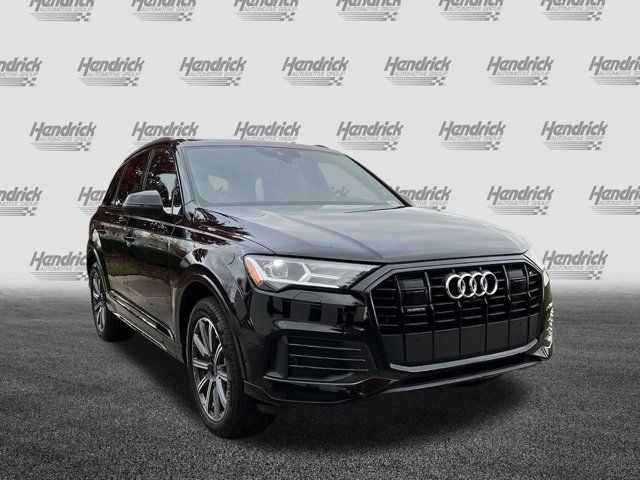 2022 Audi Q7 Premium Plus