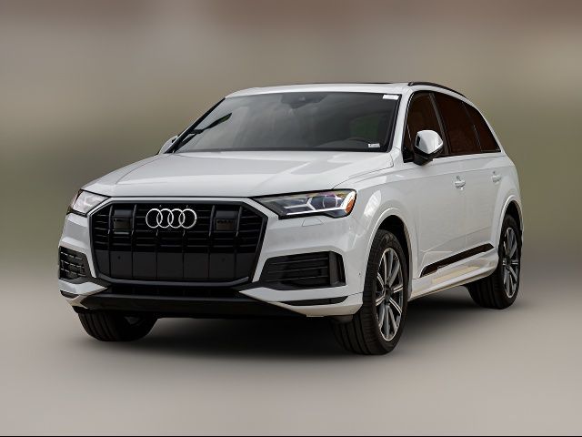 2022 Audi Q7 Premium Plus