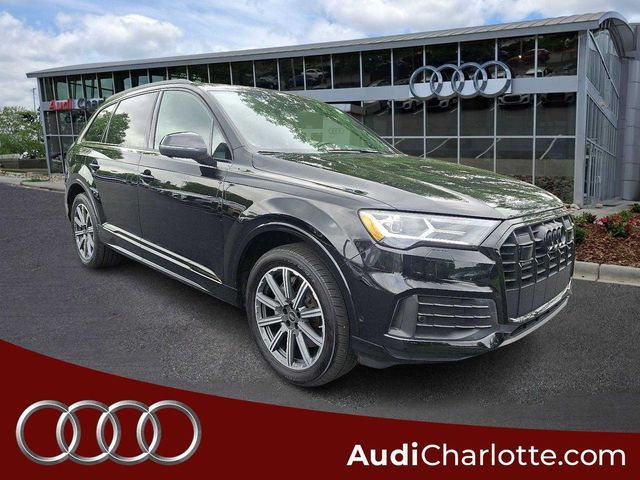 2022 Audi Q7 Premium Plus