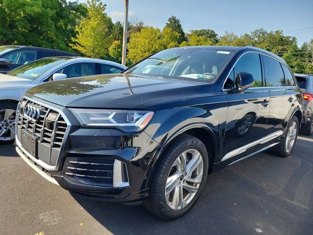 2022 Audi Q7 Premium Plus