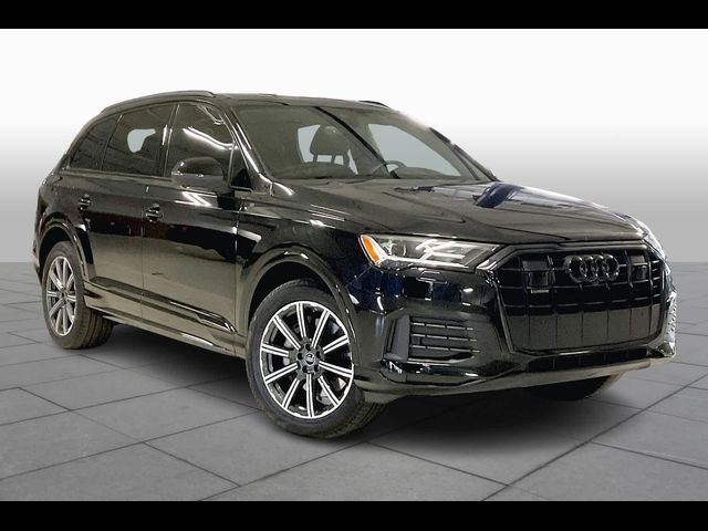 2022 Audi Q7 Premium Plus