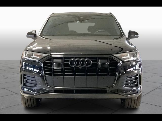 2022 Audi Q7 Premium Plus