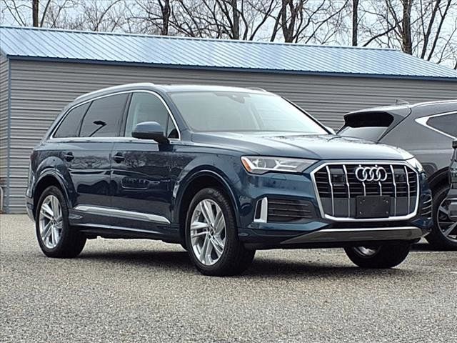 2022 Audi Q7 Premium Plus