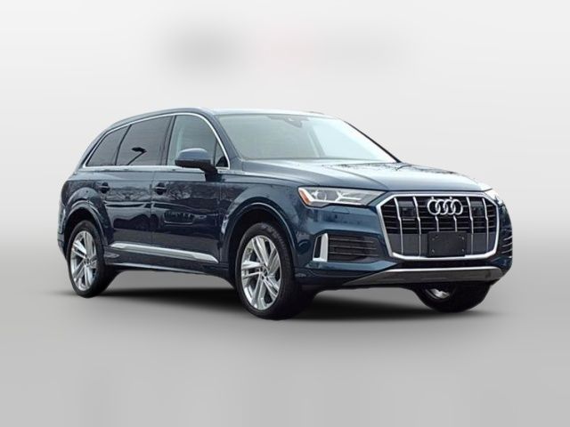 2022 Audi Q7 Premium Plus