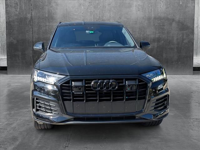 2022 Audi Q7 Premium Plus