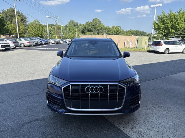 2022 Audi Q7 Premium Plus