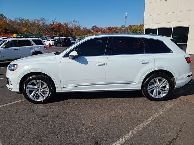 2022 Audi Q7 Premium Plus