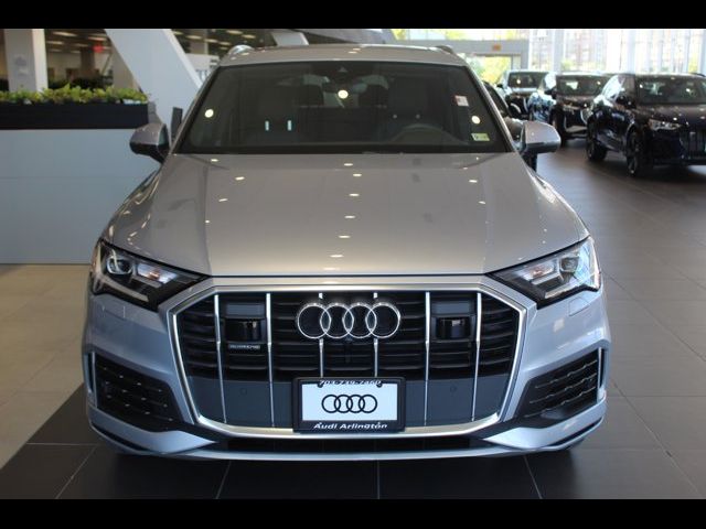 2022 Audi Q7 Premium Plus