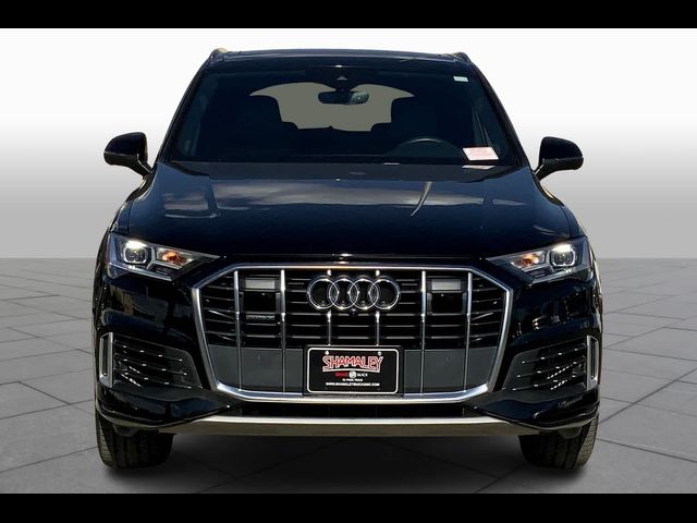 2022 Audi Q7 Premium Plus