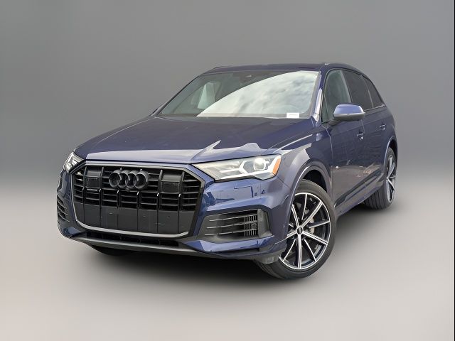 2022 Audi Q7 Premium Plus