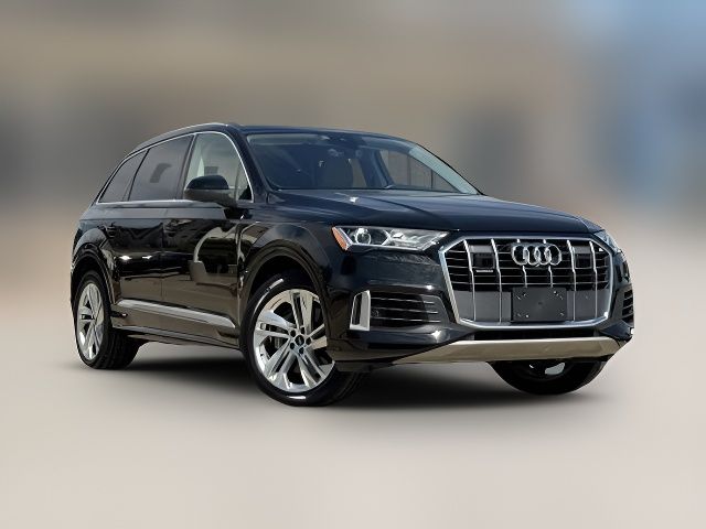 2022 Audi Q7 Premium Plus