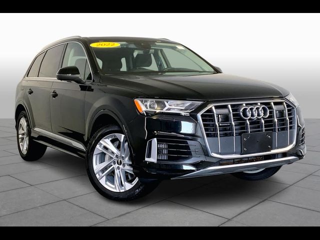 2022 Audi Q7 Premium Plus