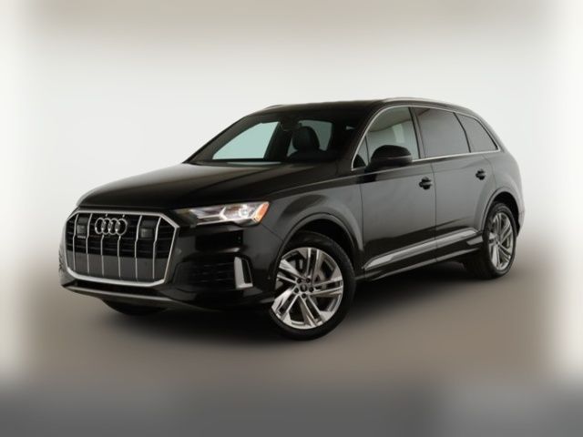 2022 Audi Q7 Premium Plus