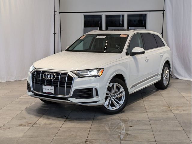 2022 Audi Q7 Premium Plus