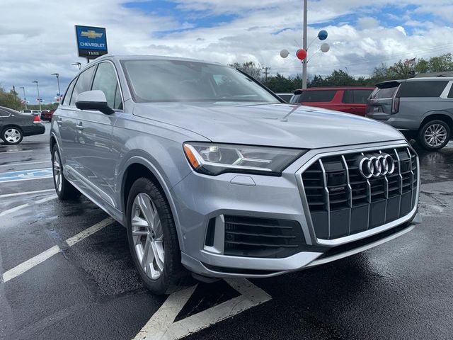 2022 Audi Q7 Premium Plus