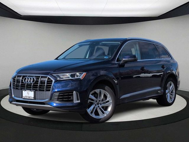 2022 Audi Q7 Premium Plus