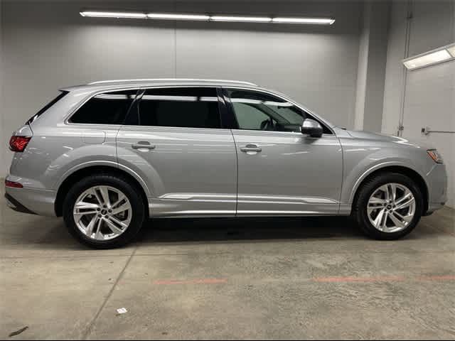 2022 Audi Q7 Premium Plus