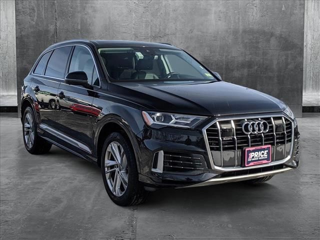 2022 Audi Q7 Premium Plus