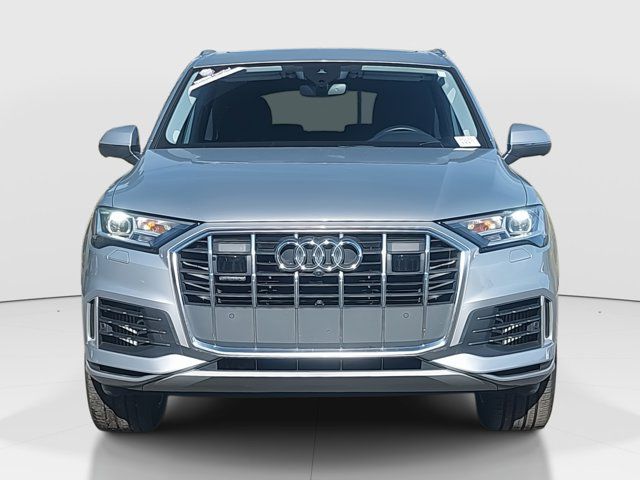 2022 Audi Q7 Premium Plus