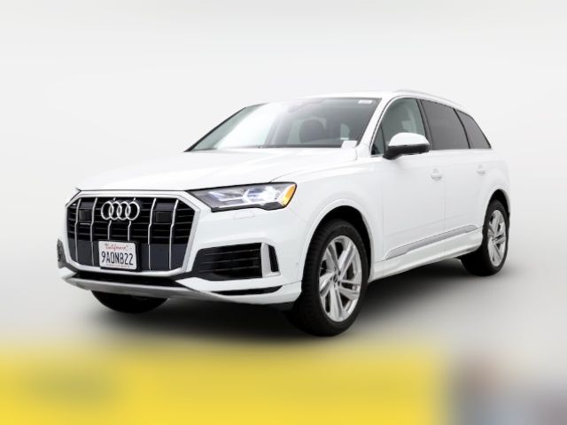 2022 Audi Q7 Premium Plus