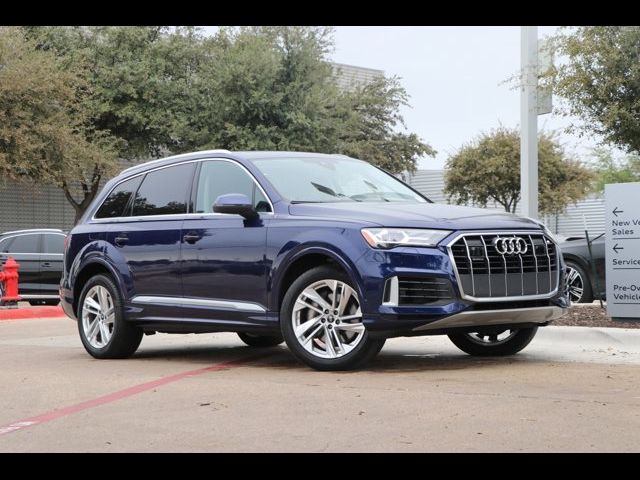 2022 Audi Q7 Premium Plus