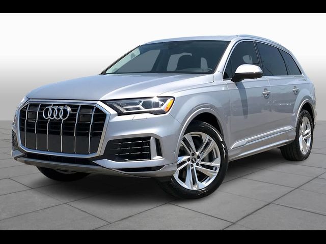 2022 Audi Q7 Premium Plus