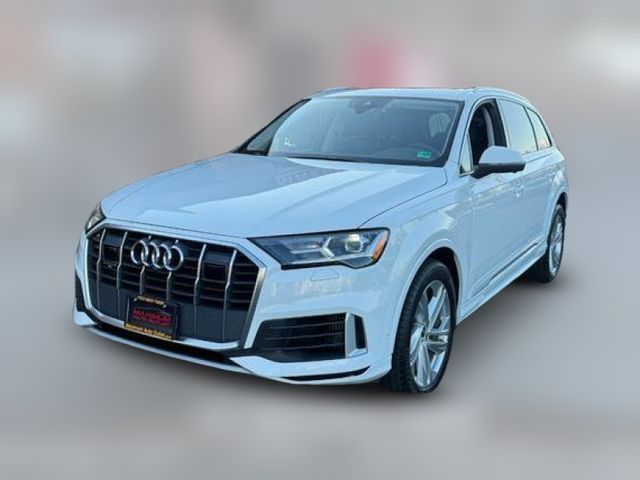 2022 Audi Q7 Premium Plus